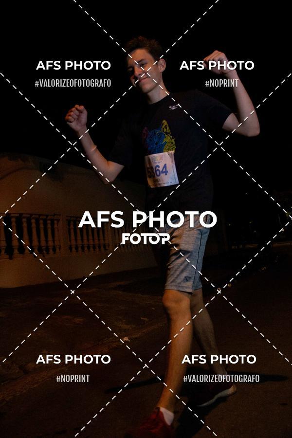 Compra tus fotos del eventoNeon Night Run 2019 - Belo Horizonte En Fotop