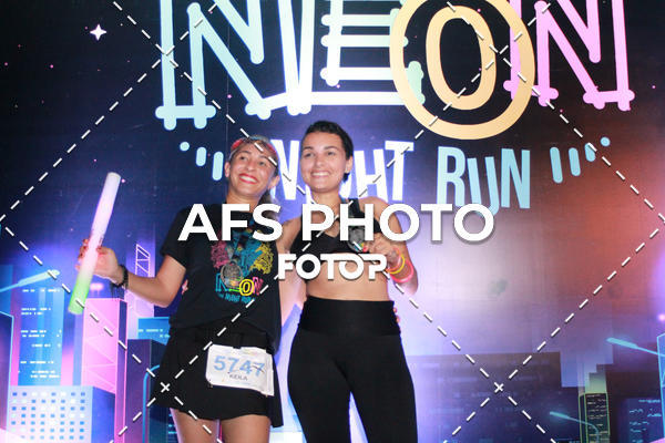 Compre suas fotos do eventoNeon Night Run 2019 - Belo Horizonte no Fotop