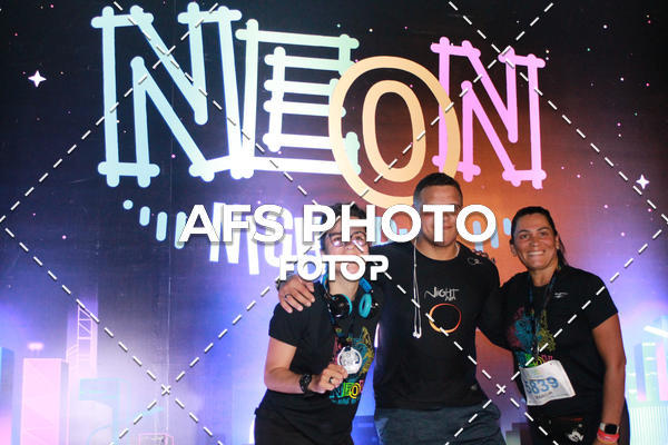 Compre suas fotos do eventoNeon Night Run 2019 - Belo Horizonte no Fotop