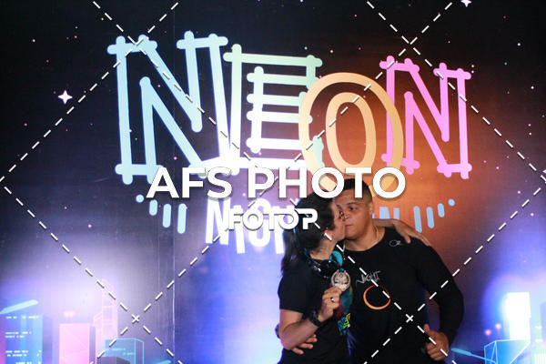 Compra tus fotos del eventoNeon Night Run 2019 - Belo Horizonte En Fotop
