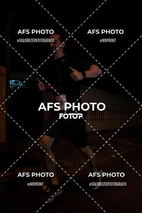 Compra tus fotos del eventoNeon Night Run 2019 - Belo Horizonte En Fotop