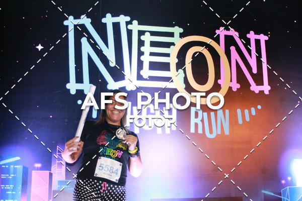 Compra tus fotos del eventoNeon Night Run 2019 - Belo Horizonte En Fotop