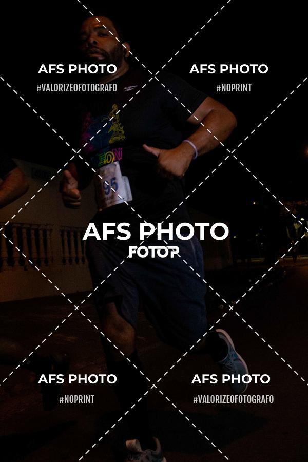 Compra tus fotos del eventoNeon Night Run 2019 - Belo Horizonte En Fotop