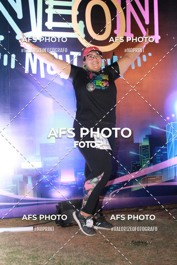 Compra tus fotos del eventoNeon Night Run 2019 - Belo Horizonte En Fotop