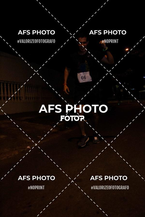 Compra tus fotos del eventoNeon Night Run 2019 - Belo Horizonte En Fotop