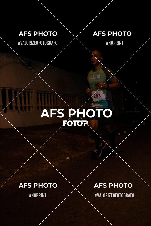 Achetez vos photos de l'vnementNeon Night Run 2019 - Belo Horizonte sur Fotop