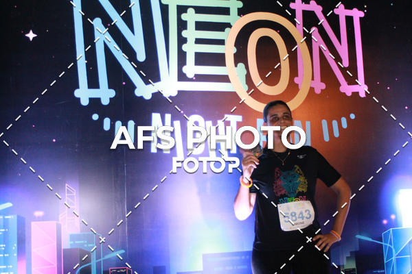 Compra tus fotos del eventoNeon Night Run 2019 - Belo Horizonte En Fotop