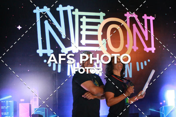 Compra tus fotos del eventoNeon Night Run 2019 - Belo Horizonte En Fotop