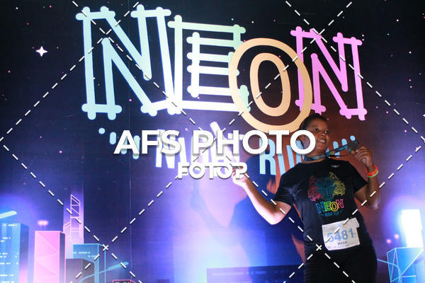 Compra tus fotos del eventoNeon Night Run 2019 - Belo Horizonte En Fotop