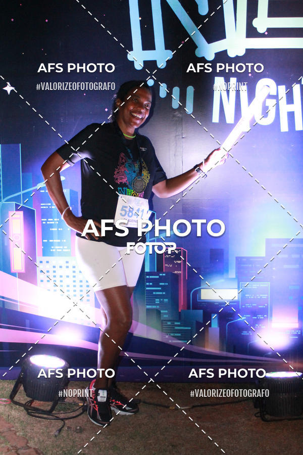 Compra tus fotos del eventoNeon Night Run 2019 - Belo Horizonte En Fotop