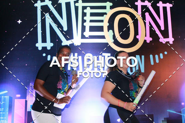 Compra tus fotos del eventoNeon Night Run 2019 - Belo Horizonte En Fotop