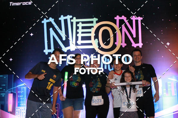 Compra tus fotos del eventoNeon Night Run 2019 - Belo Horizonte En Fotop
