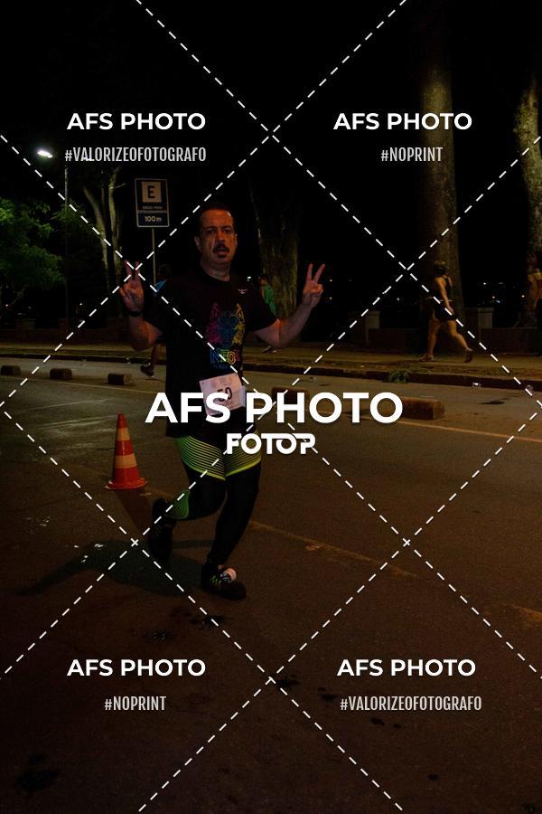 Achetez vos photos de l'vnementNeon Night Run 2019 - Belo Horizonte sur Fotop
