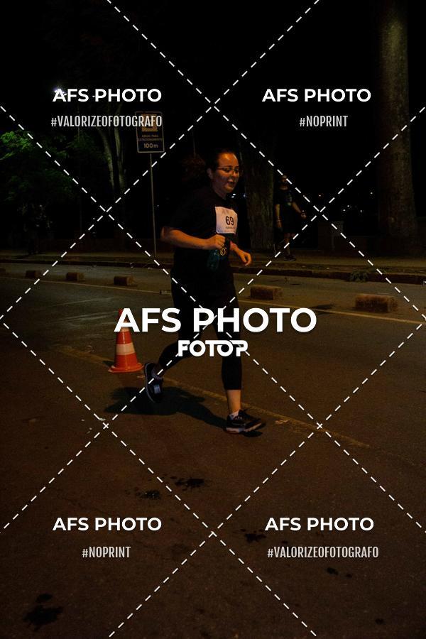Buy your photos of the eventNeon Night Run 2019 - Belo Horizonte on Fotop