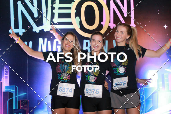 Acquista le foto dell'eventoNeon Night Run 2019 - Belo Horizonte in Fotop
