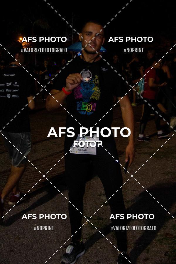 Buy your photos of the eventNeon Night Run 2019 - Belo Horizonte on Fotop
