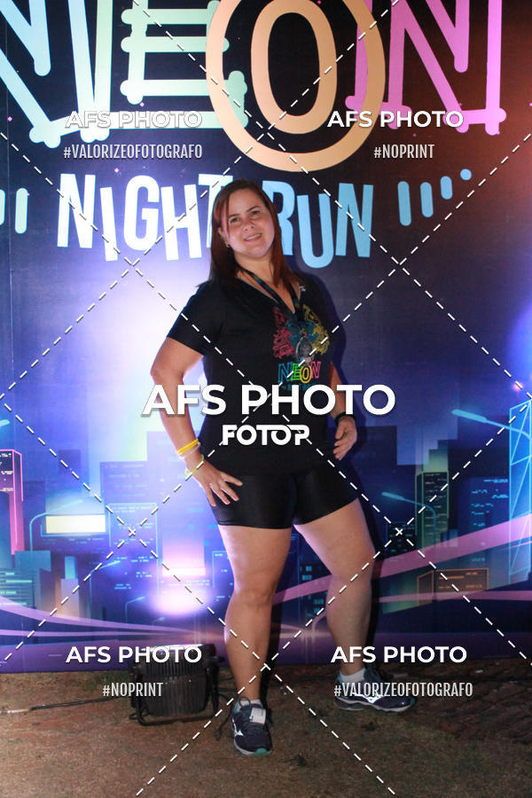 Acquista le foto dell'eventoNeon Night Run 2019 - Belo Horizonte in Fotop