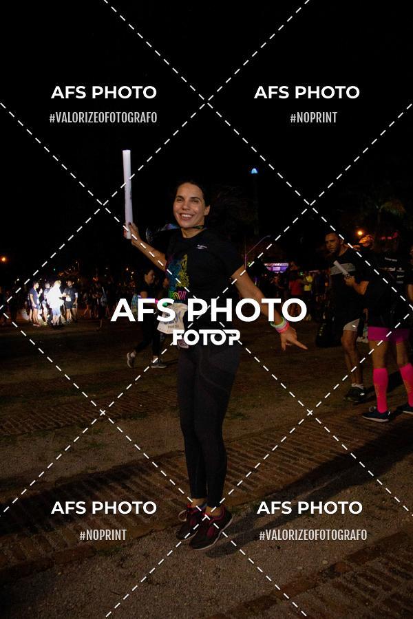 Buy your photos of the eventNeon Night Run 2019 - Belo Horizonte on Fotop