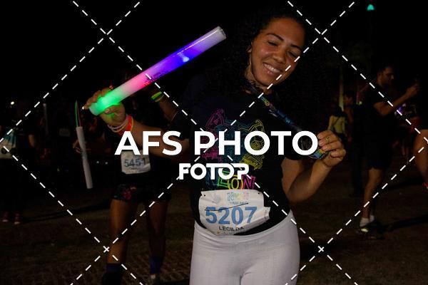 Buy your photos of the eventNeon Night Run 2019 - Belo Horizonte on Fotop
