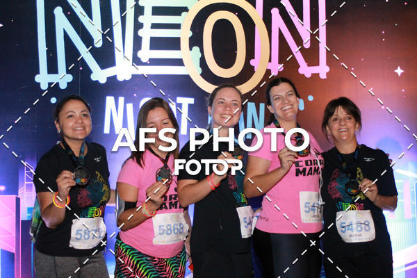 Acquista le foto dell'eventoNeon Night Run 2019 - Belo Horizonte in Fotop