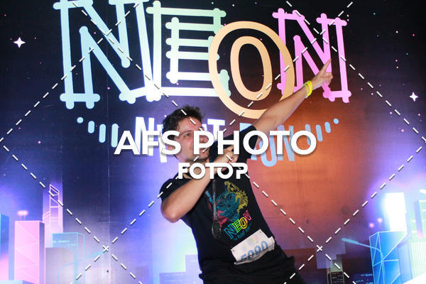 Acquista le foto dell'eventoNeon Night Run 2019 - Belo Horizonte in Fotop
