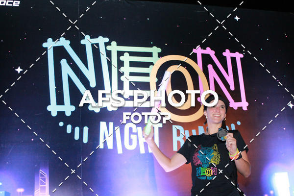 Buy your photos of the eventNeon Night Run 2019 - Belo Horizonte on Fotop
