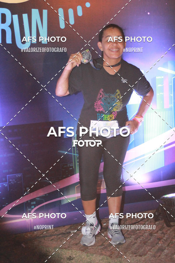 Buy your photos of the eventNeon Night Run 2019 - Belo Horizonte on Fotop