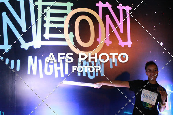 Buy your photos of the eventNeon Night Run 2019 - Belo Horizonte on Fotop