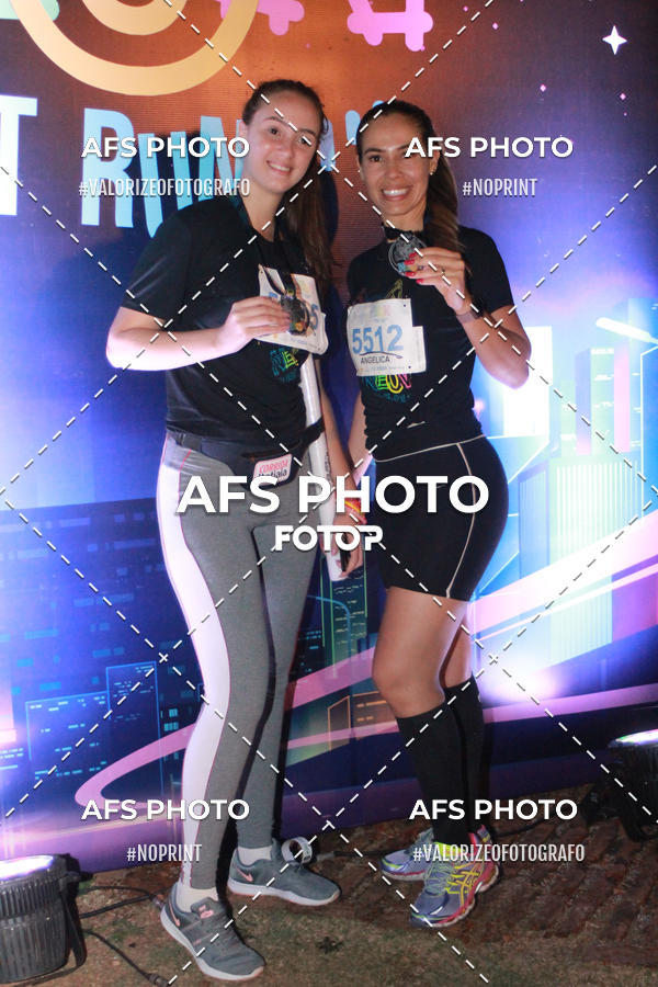 Buy your photos of the eventNeon Night Run 2019 - Belo Horizonte on Fotop