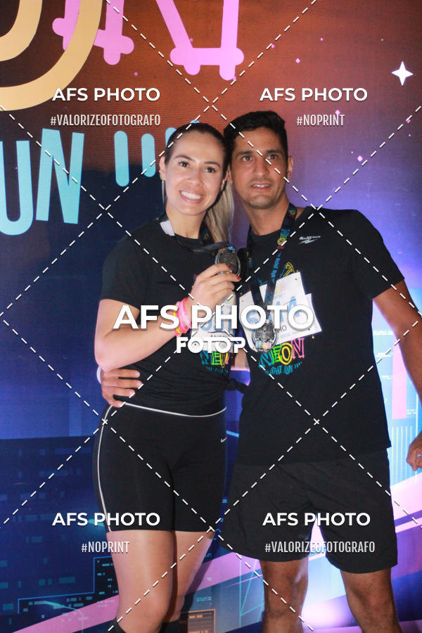 Buy your photos of the eventNeon Night Run 2019 - Belo Horizonte on Fotop