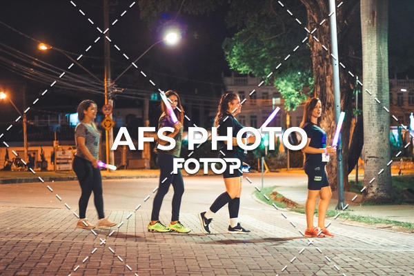 Compre suas fotos do eventoNeon Night Run 2019 - Belo Horizonte no Fotop