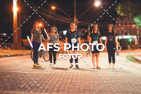 Compre suas fotos do eventoNeon Night Run 2019 - Belo Horizonte no Fotop