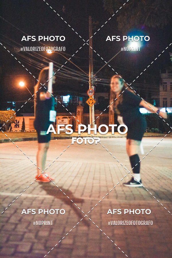 Compre suas fotos do eventoNeon Night Run 2019 - Belo Horizonte no Fotop