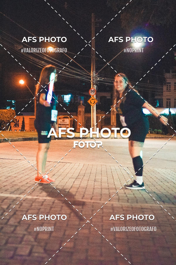 Compre as suas fotos do eventoNeon Night Run 2019 - Belo Horizonte no Fotop