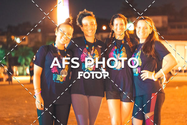 Compre as suas fotos do eventoNeon Night Run 2019 - Belo Horizonte no Fotop