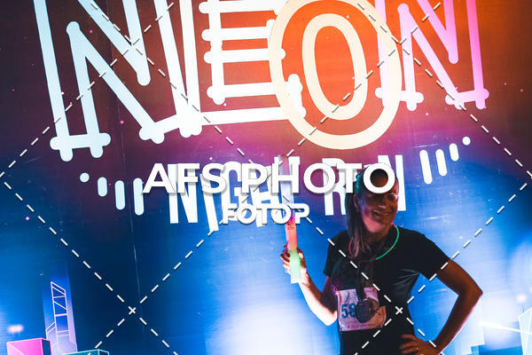 Compre as suas fotos do eventoNeon Night Run 2019 - Belo Horizonte no Fotop