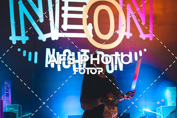 Compre as suas fotos do eventoNeon Night Run 2019 - Belo Horizonte no Fotop