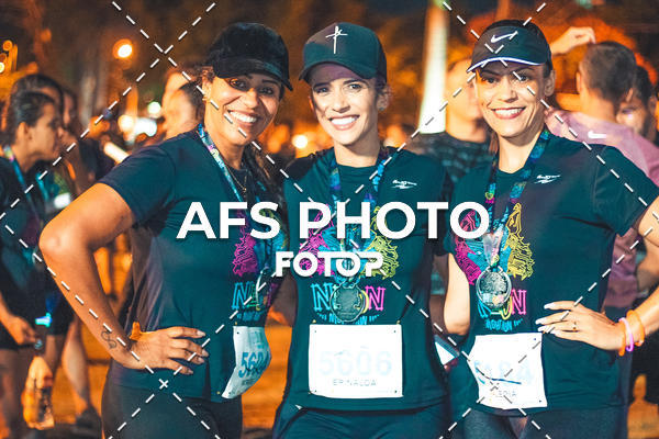 Buy your photos of the eventNeon Night Run 2019 - Belo Horizonte on Fotop