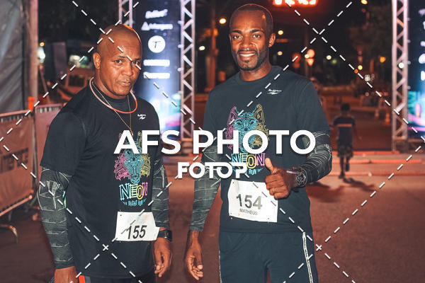 Buy your photos of the eventNeon Night Run 2019 - Belo Horizonte on Fotop