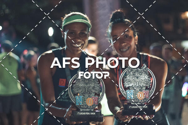 Buy your photos of the eventNeon Night Run 2019 - Belo Horizonte on Fotop