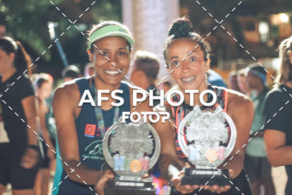 Buy your photos of the eventNeon Night Run 2019 - Belo Horizonte on Fotop