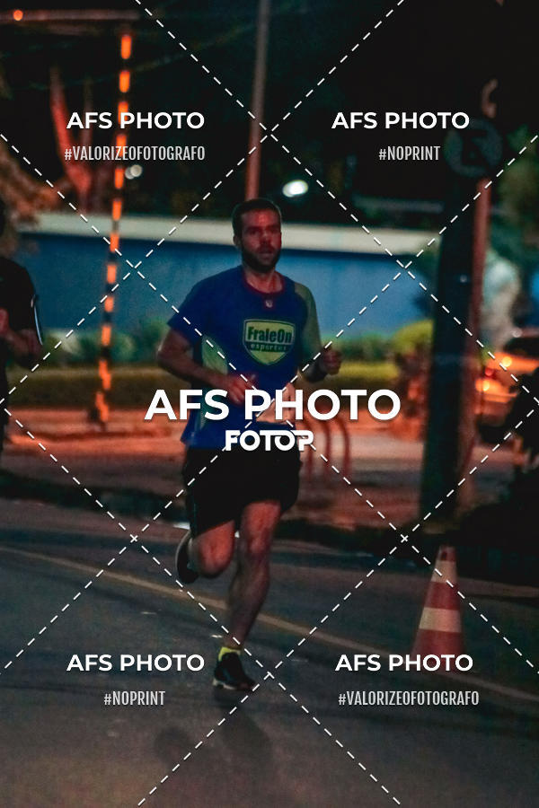 Buy your photos of the eventNeon Night Run 2019 - Belo Horizonte on Fotop