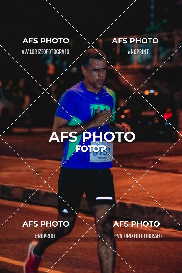 Compra tus fotos del eventoNeon Night Run 2019 - Belo Horizonte En Fotop