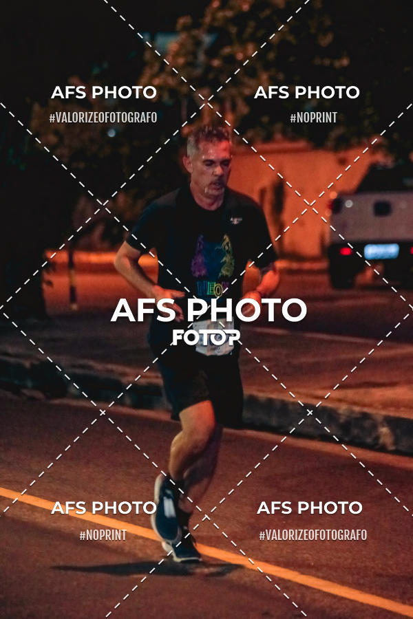Compra tus fotos del eventoNeon Night Run 2019 - Belo Horizonte En Fotop
