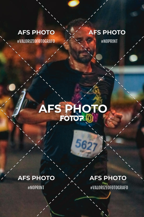 Compra tus fotos del eventoNeon Night Run 2019 - Belo Horizonte En Fotop