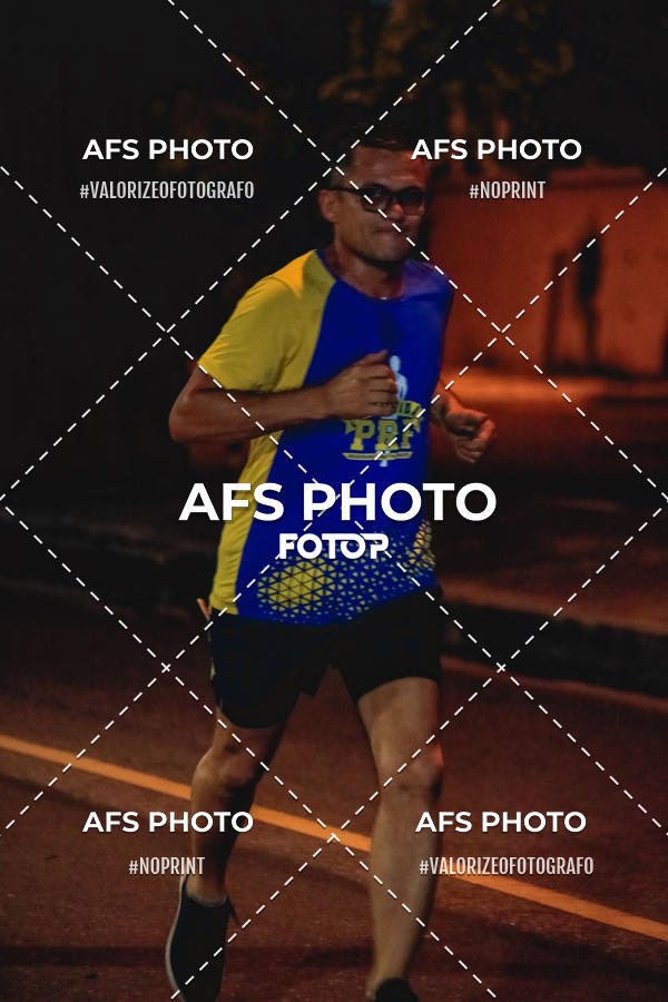 Compra tus fotos del eventoNeon Night Run 2019 - Belo Horizonte En Fotop