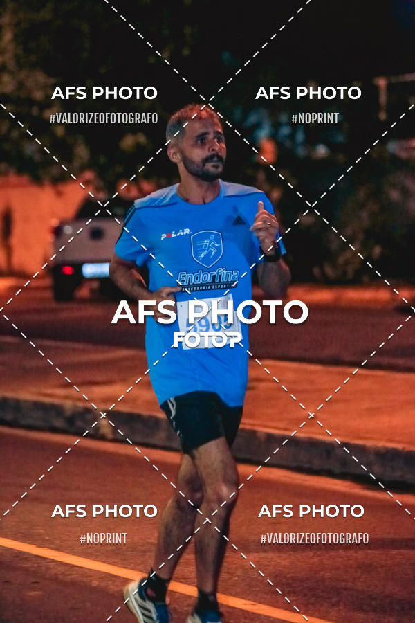 Buy your photos of the eventNeon Night Run 2019 - Belo Horizonte on Fotop
