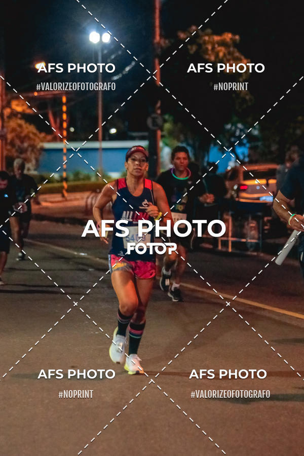 Buy your photos of the eventNeon Night Run 2019 - Belo Horizonte on Fotop