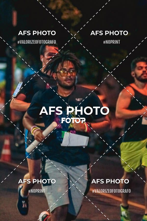 Acquista le foto dell'eventoNeon Night Run 2019 - Belo Horizonte in Fotop