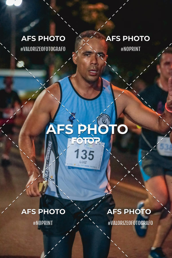 Acquista le foto dell'eventoNeon Night Run 2019 - Belo Horizonte in Fotop